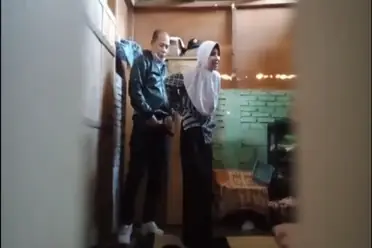 Ngewe Di Kamar Teman Secara Sembunyi Liar poster